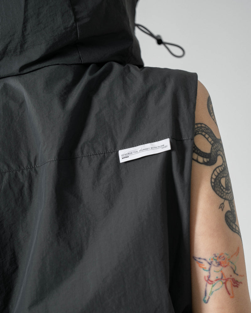 
                  
                    Diagonal Zipper Vest Grey【L24-20GY】
                  
                