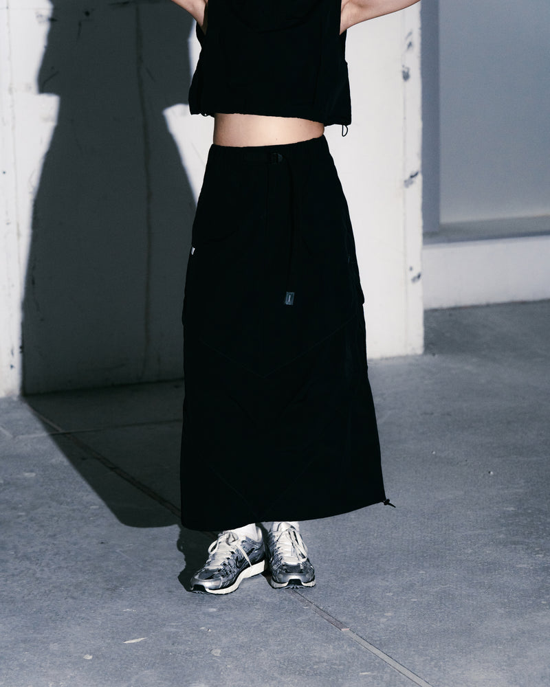 
                  
                    Layer Loose Camber Cone Skirt Black【L24-36BK】
                  
                