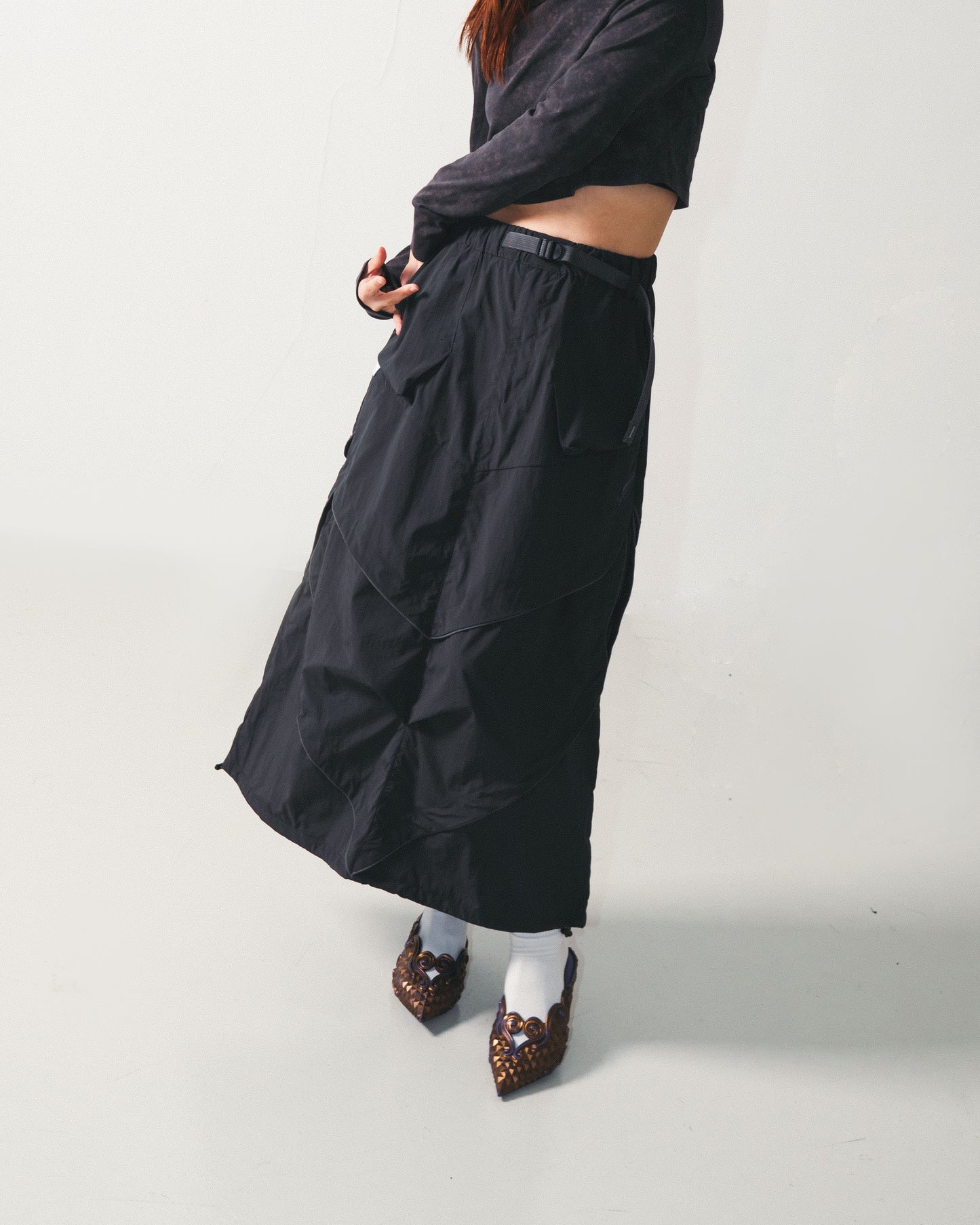 
                  
                    Layer Loose Camber Cone Skirt Intense Grey【L24-36IG】
                  
                