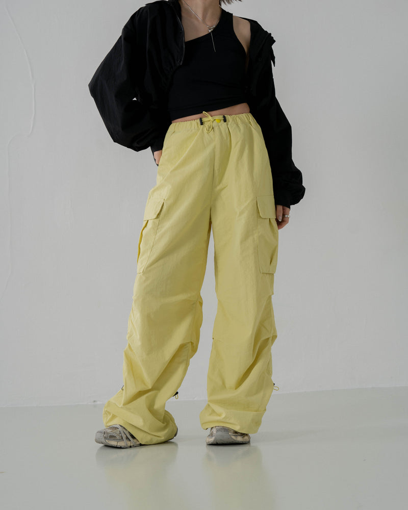 
                  
                    Wide Cut Parachute Cargo Pants Lime Green【L23-38LG】
                  
                